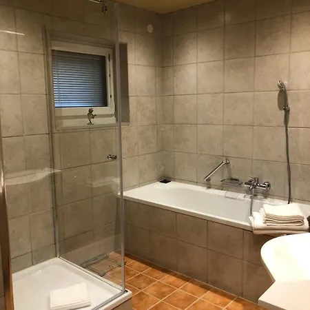 Ferienwohnung Kroll * Maurach (Achensee)